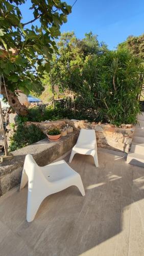 Holiday house with a parking space Ustrine, Cres - 22967 in Ustrine