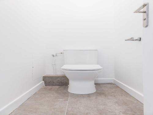 Apartment near 1 BDR 4P La Villette - image 13