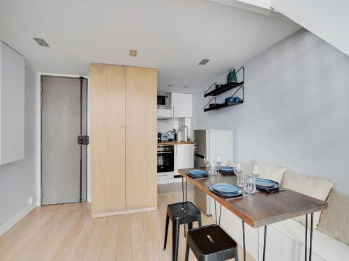 Elegant apt - 2P - near Le Marais - image 2