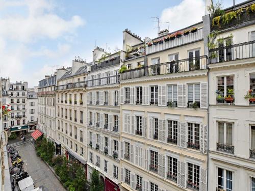 Charming Apartment - Mobility Lease - main image
