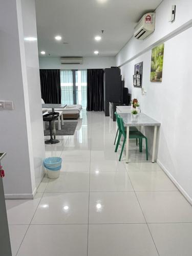 Mercu Summer Suites SP Home - image 7