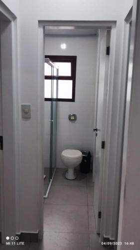 Apartamento 300m da Praia das Astúrias (Apartamento 300m da Praia das Asturias) in วีลา ลุยส์ อันโตนิโอ