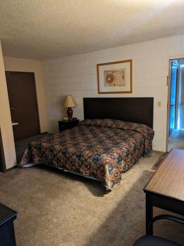 Paradise Falls Motel in Thief River Falls (MN)