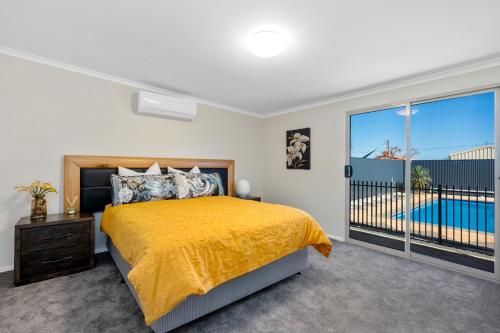 Secluded oasis & inground pool near Kalgoorlie-Boulder repülőtér