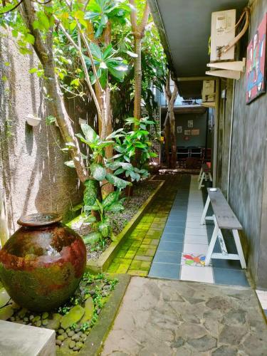 Balcony/terrace, Jeng Tini Guest House in Tanah Sereal