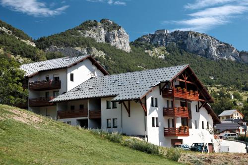 Résidence Plein Soleil, Авриё