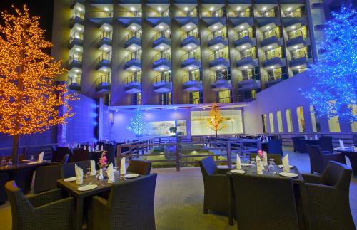 Restaurant, Long Beach Hotel Cox's Bazar in Cox's Bazar