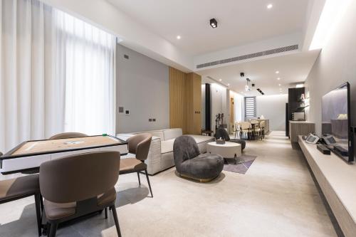 Aufenthaltsraum/ TV-Zimmer, Triple Suite Villa BnB in Penghu
