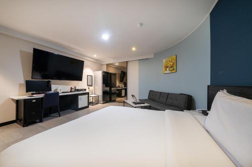 Hotel Sopoong Incheon in Gyeyang-gu