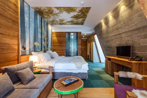 Pino Nature Hotel Pino Nature Hotel is a popular choice amongst travelers in Sarajevo, whether exploring or just passing through. The property offers guests a range of services and amenities designed to provide comfort