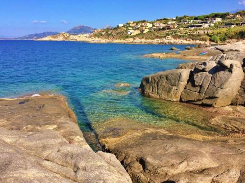 ชายหาด, Les pieds dans l'eau T2 A in กัลวี