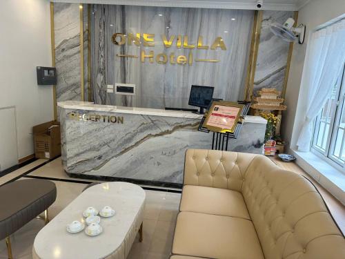 One Villa Hotel 5 Ha Noi in Tu Liem District