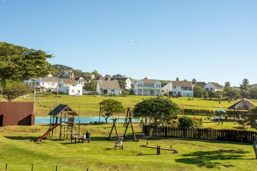 Playground, Cove Rock Beachhouse in Graceland