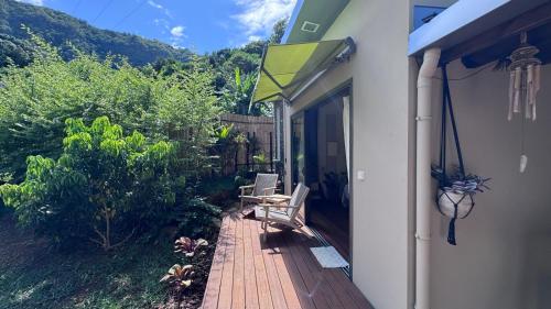 Bungalow l'escapade in Entre Deux