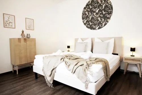 Asia Suite l 3 Schlafzimmer I Sauna l 400m bis Uni I Messe I IGA 27 in Duisburg, Deutschland
