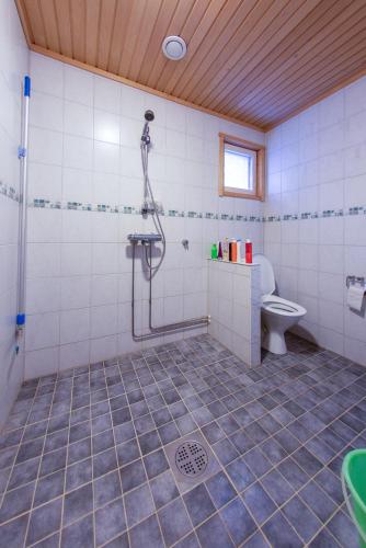 Bathroom, Marjukka - Stunning chalet close to the slopes in Tunturipalo