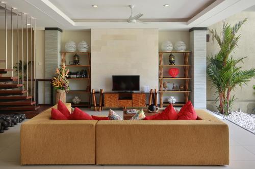Two-Bedroom Pool Villa image 2