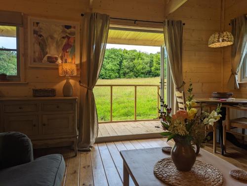 Raleigh Lodge - high quality lodge in secluded meadow in กลางเมืองไบด์ฟอร์ด