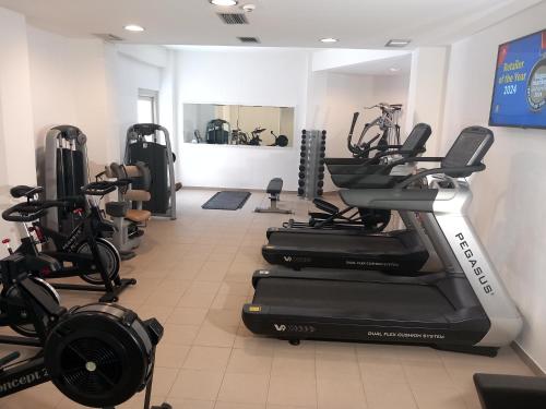 Santo Miramare Beach Resort - image 8