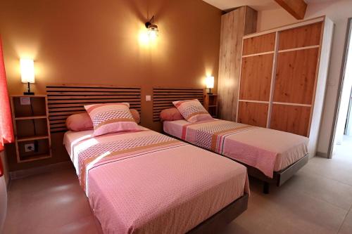 Gîte le pontilh (Gite le pontilh) in سان ساتورنين دي لوسيان