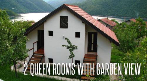 المرافق, Guesthouse Zvono in Pluzine