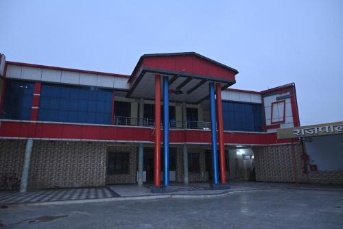 A szálláshely kívülről, Rajpal Hotels in Orai