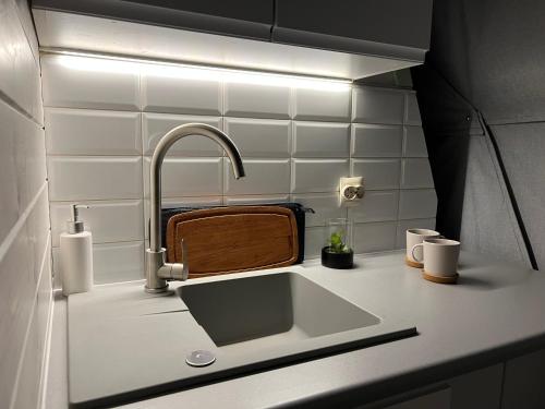 кухня, Kamieńczyk Glamp - pod Warszawą (Kamienczyk Glamp - pod Warszawa) in Вишкув