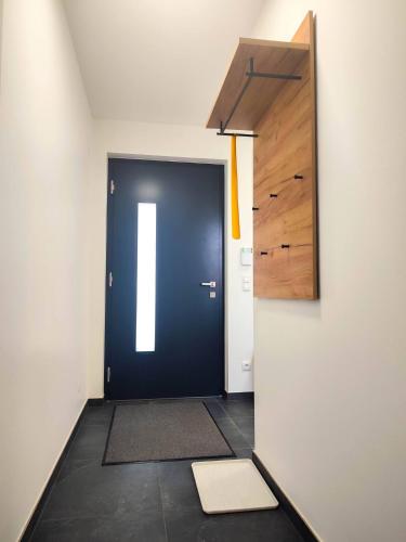 Bejárat, Modernes Zimmer mit kostenlosem Parkplatz - LIMA Vermietung in Rothneusiedl