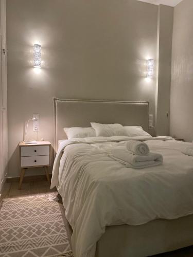 Luxury Apartment in Makry Gialos Luxury Apartment in Makry Gialos