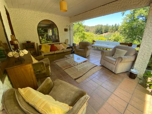 Casa amplia con piscina y quincho in Penco