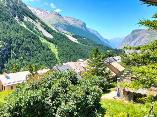 Les quatre marmottes in Villar D'Arene