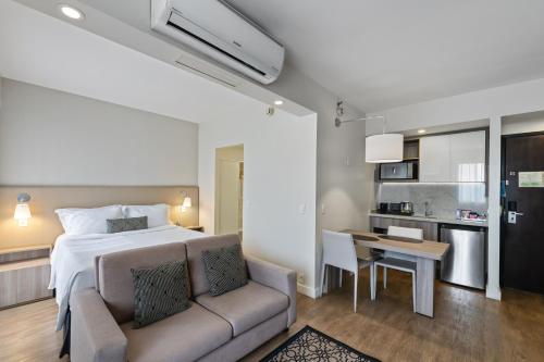 Guestroom, Staybridge Suites São Paulo By IHG in São Paulo