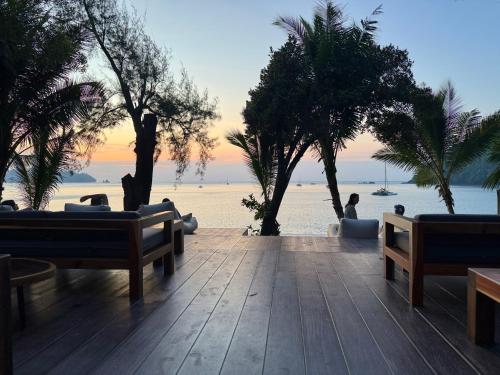 Sunny Cove Beach Resort Koh Phayam
