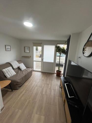 le Cocon des Vignes, cosy, climatise, wifi, parking prive in Tain-l'Hermitage