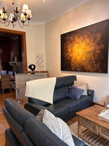 4 bedrooms, 11 beds