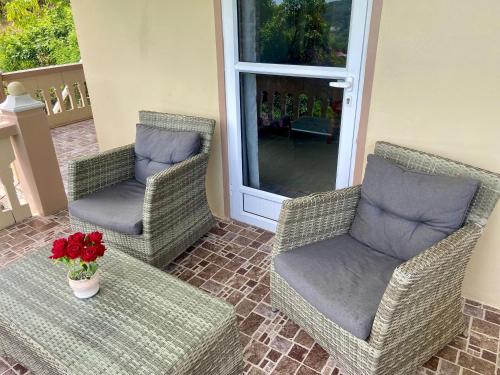 Henz and Sia Tourist residence in Corail Petite Butte