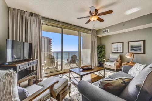 Shores of Panama 1807 -Fantastic 2BdBunks, Sleeps 8! Reserved Parking! Free Fun condo