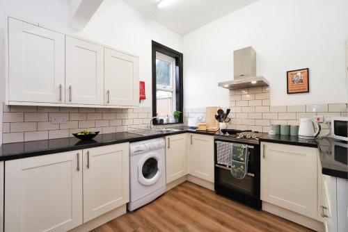 Comfortable & Flexible Stays for Leisure, Corporate & Contractor Guests in Alvaston, Derby Comfortable & Flexible Stays for Leisure, Corporate & Contractor Guests in Alvaston, Derby