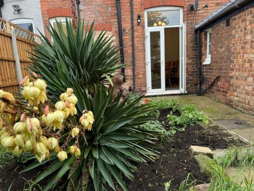 Comfortable & Flexible Stays for Leisure, Corporate & Contractor Guests in Alvaston, Derby Comfortable & Flexible Stays for Leisure, Corporate & Contractor Guests in Alvaston, Derby