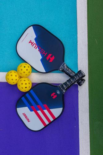 Beautiful house with swimming pool, jacuzzi, pickleball court and steam room Beautiful house with swimming pool, jacuzzi, pickleball court and steam room