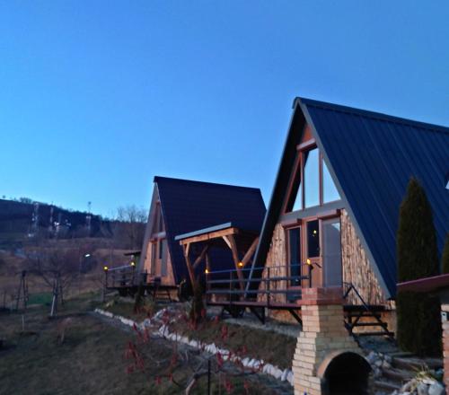 Razele Trascaului in Valea Manastirii