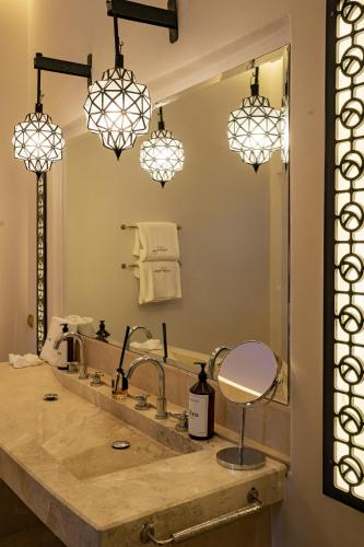Palais Anthea Boutique Hotel & Spa Room Type - Junior Suite with Terrace Palais Anthea Boutique Hotel & Spa Room Type - Junior Suite with Terrace