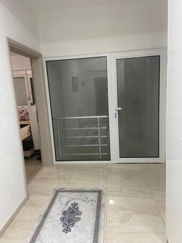 3 bedrooms, 5 beds