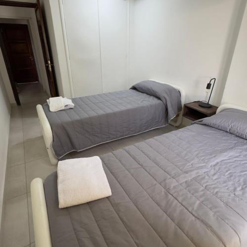 Three-Bedroom Apartment room in Departamento centro San Rafael M1