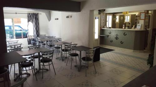 Ресторант, Hotel Les Palmiers En Camargue in Свети-Мари-дьо-ла-Мер