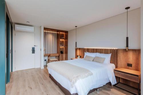 632962215 1616 Hotel