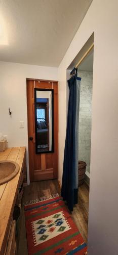 Curated Lux Treetop Sundance Ski cabin Curated Lux Treetop Sundance Ski cabin