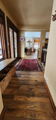 Curated Lux Treetop Sundance Ski cabin Curated Lux Treetop Sundance Ski cabin