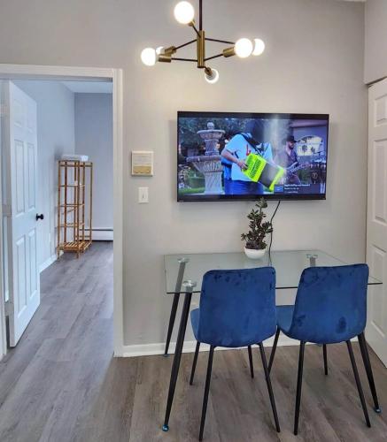 Elegant Retreat Where Relaxation Embraces Design in Springfield