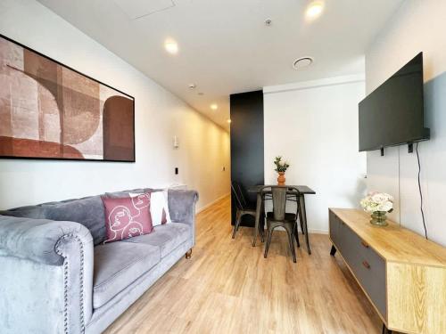 One-Bed Urban Escape with Pool Gym & Sauna, Окленд (фото 8)
